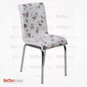 Lila çiçekli petli sandalye