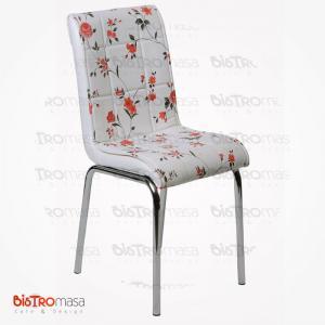 Turuncu çiçekli petli sandalye