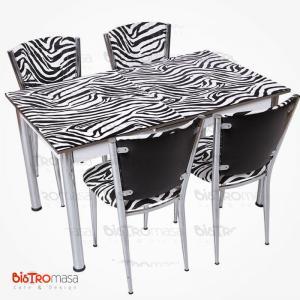 Zebra desenli açılır mutfak masası