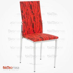 Kırmızı desenli metal sandalye
